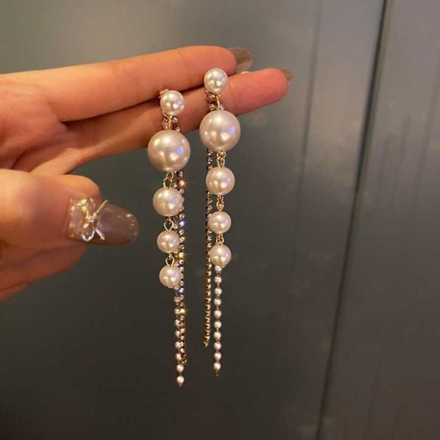 Boucles d'oreilles pendantes avec perles