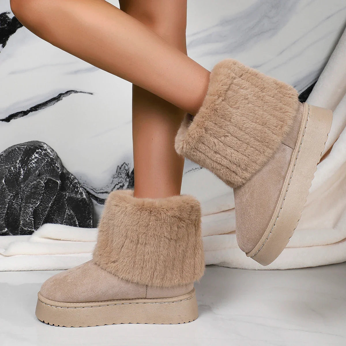 Arctic Luxe : Bottes d’Hiver Élégantes et Chaudes pour Femmes